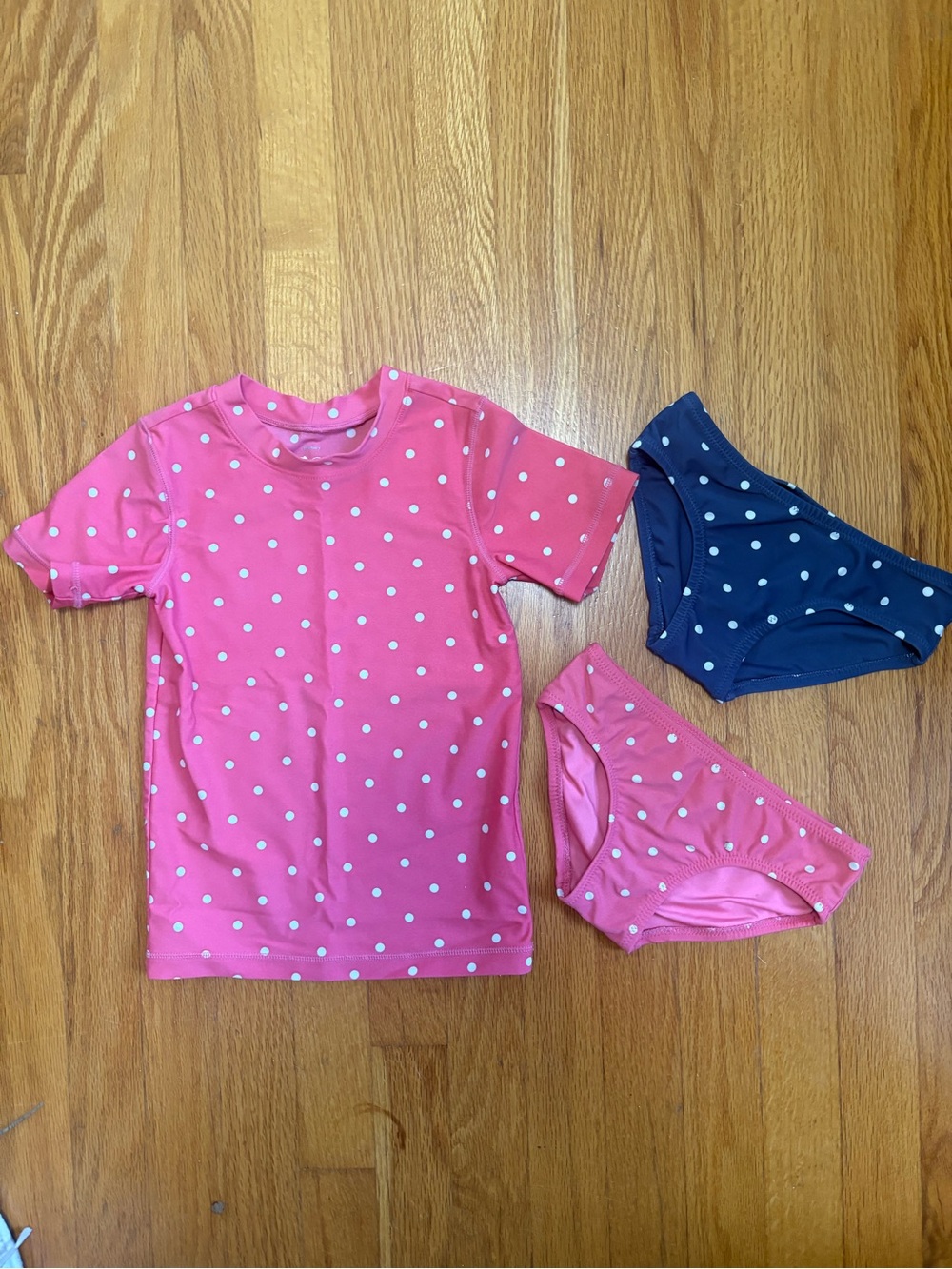Primary Swimsuit Bundle Rashgaurd and Bottoms Polka Dot 4-5